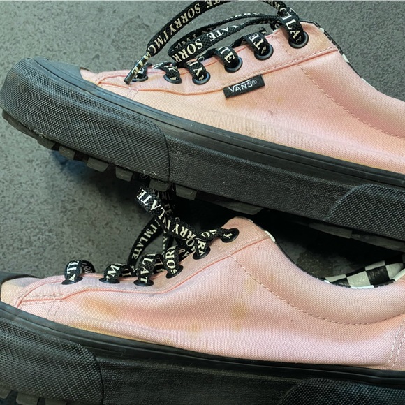 2018 Lazy Oaf x Vans pink I’m Sorry shoes size 7.5 - Picture 4 of 7